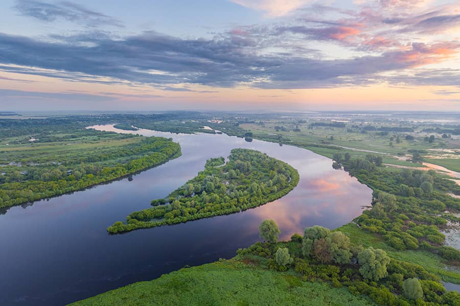 What is the longest river in Asia?